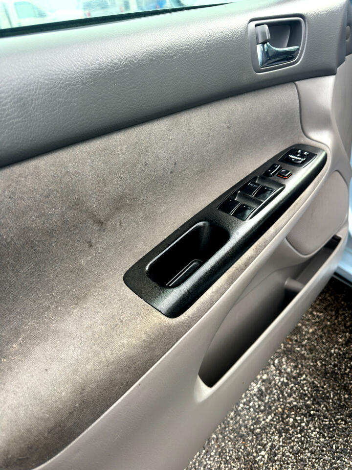 Toyota Camry 4dr Sdn LE V6 Auto (Natl) 2006