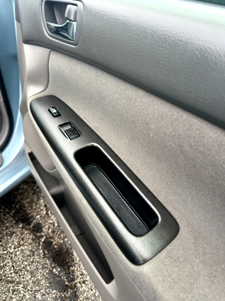 Toyota Camry 4dr Sdn LE V6 Auto (Natl) 2006