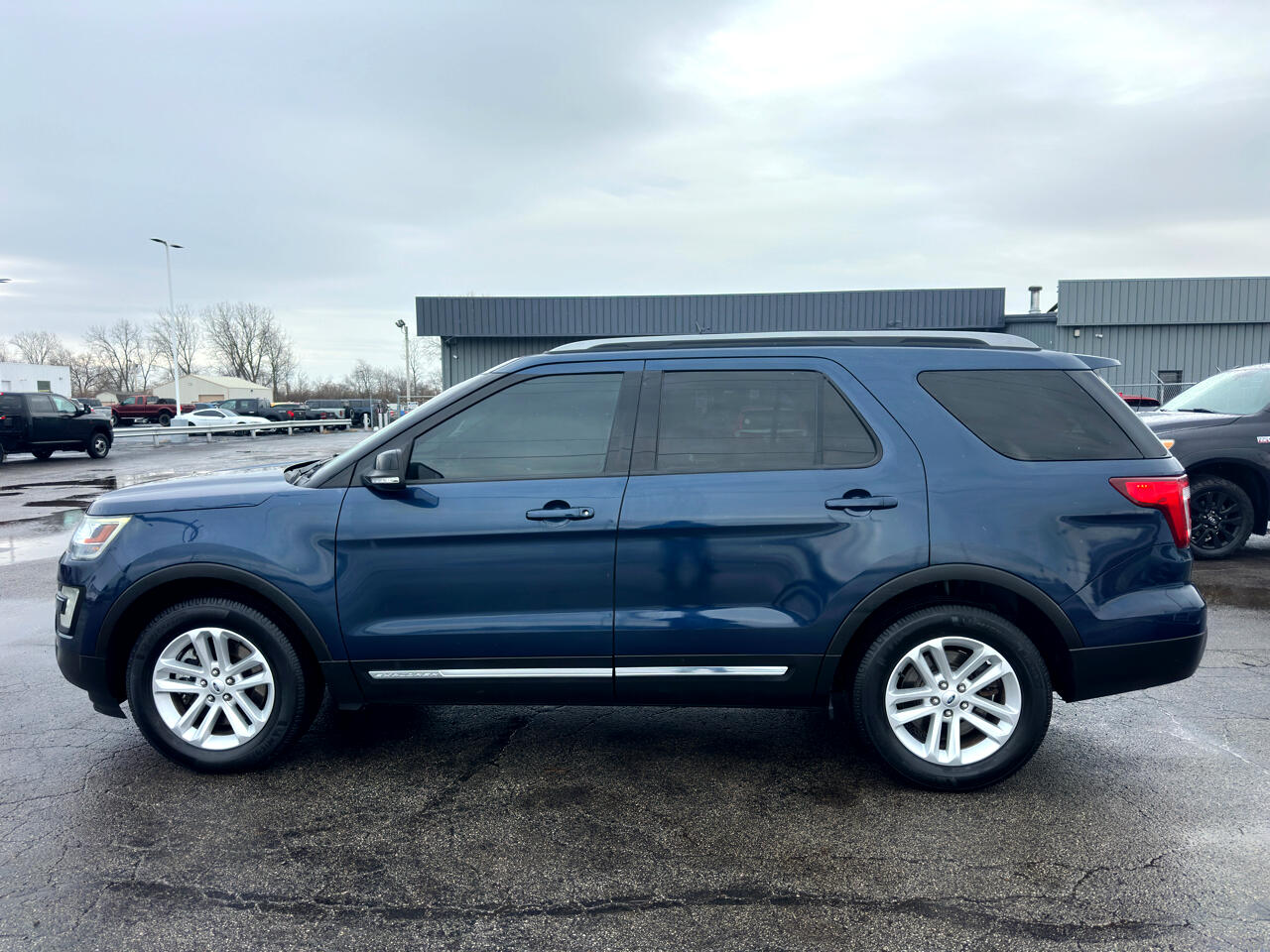 Ford Explorer XLT FWD 2017