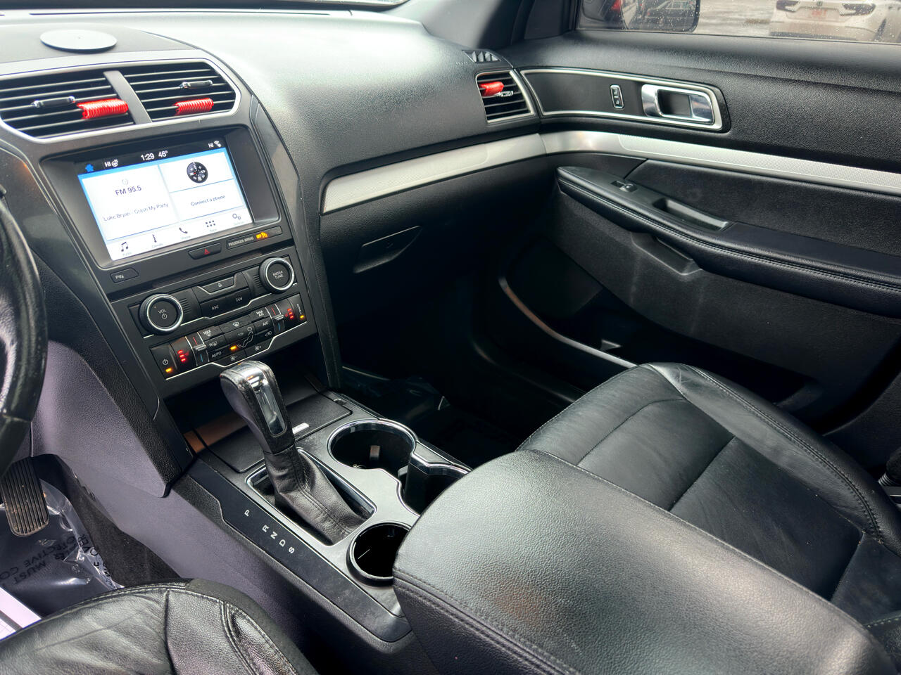 Ford Explorer XLT FWD 2017