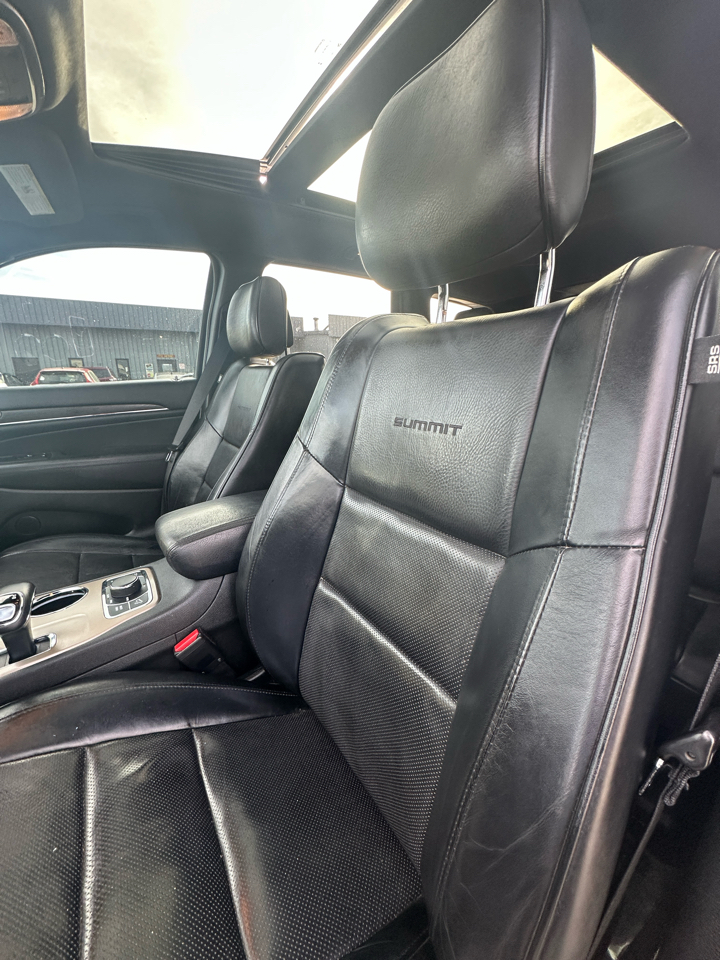 Jeep Grand Cherokee 4WD 4dr Summit 2014