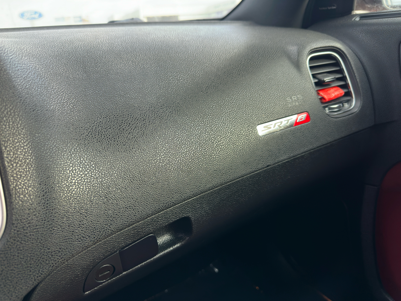 Dodge Charger 4dr Sdn SRT8 RWD 2012