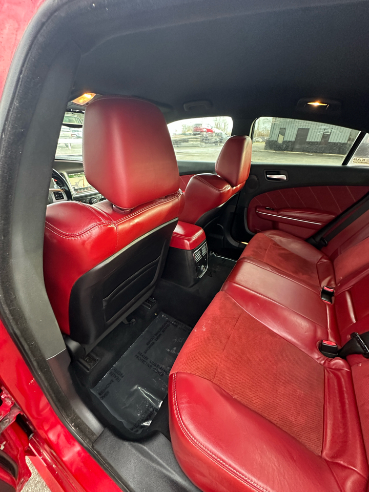 Dodge Charger 4dr Sdn SRT8 RWD 2012