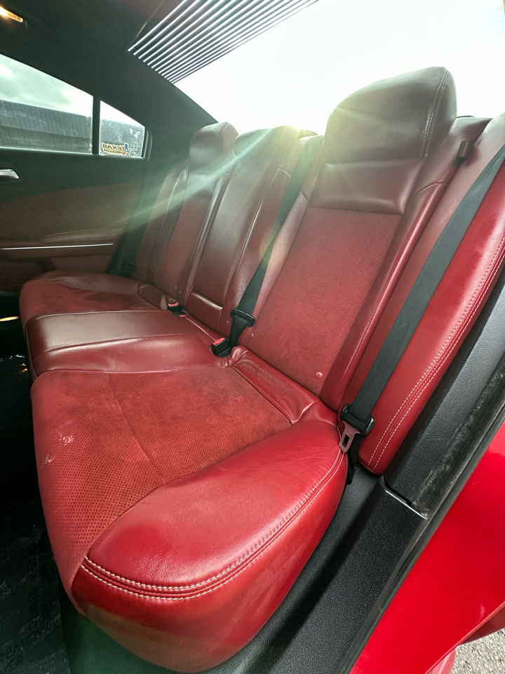 Dodge Charger 4dr Sdn SRT8 RWD 2012