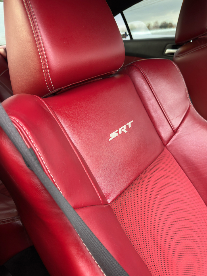 Dodge Charger 4dr Sdn SRT8 RWD 2012