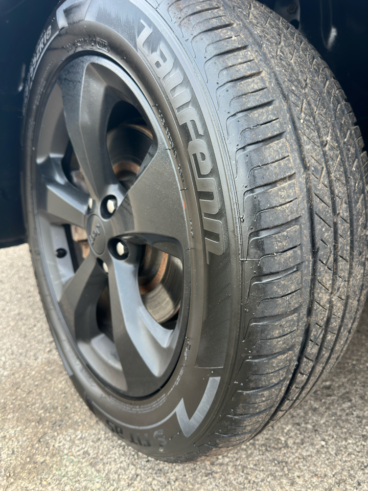 Jeep Cherokee FWD 4dr Altitude *Ltd Avail* 2016