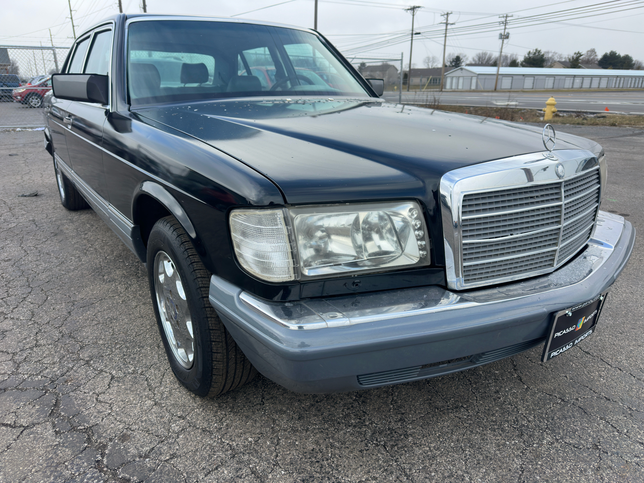 Mercedes-Benz 560 Series 4dr Sedan 560SEL 1991