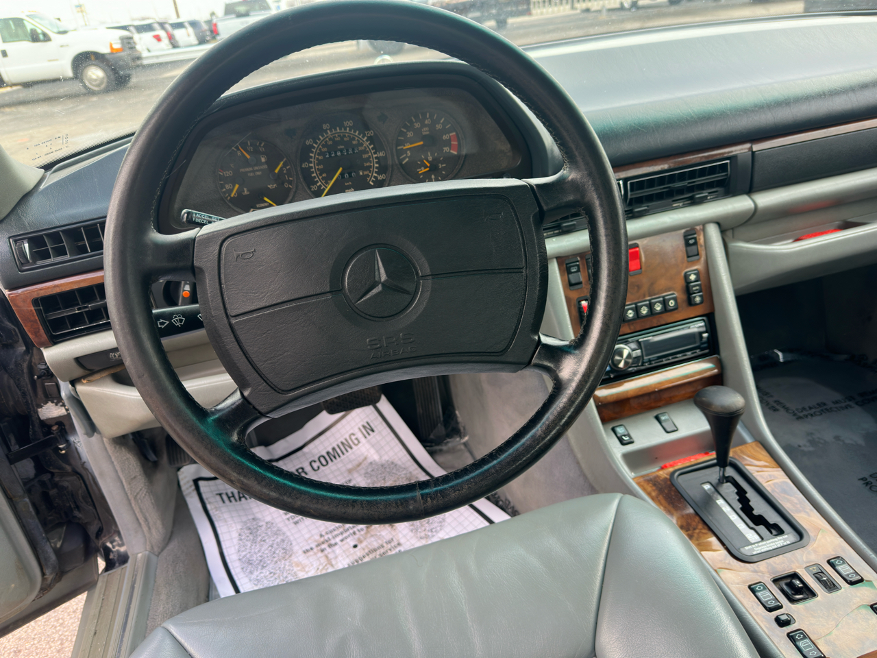 Mercedes-Benz 560 Series 4dr Sedan 560SEL 1991