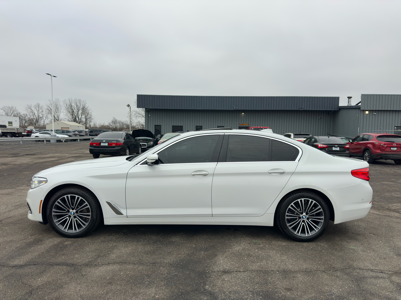 BMW 5 Series 530i xDrive Sedan 2017
