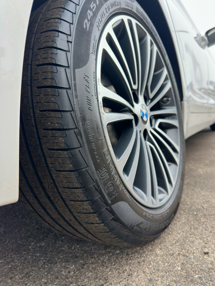 BMW 5 Series 530i xDrive Sedan 2017