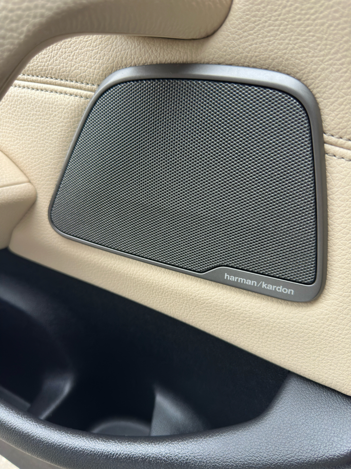 BMW 5 Series 530i xDrive Sedan 2017