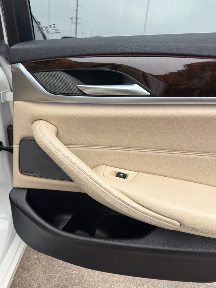 BMW 5 Series 530i xDrive Sedan 2017