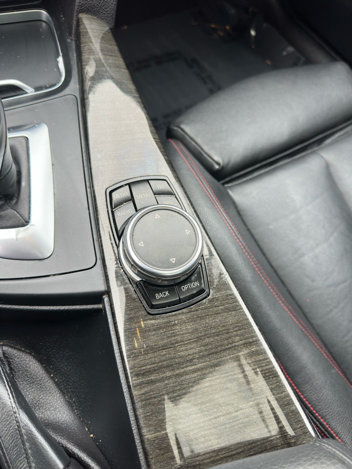 BMW 3 Series 4dr Sdn 328i xDrive AWD SULEV South Africa 2016