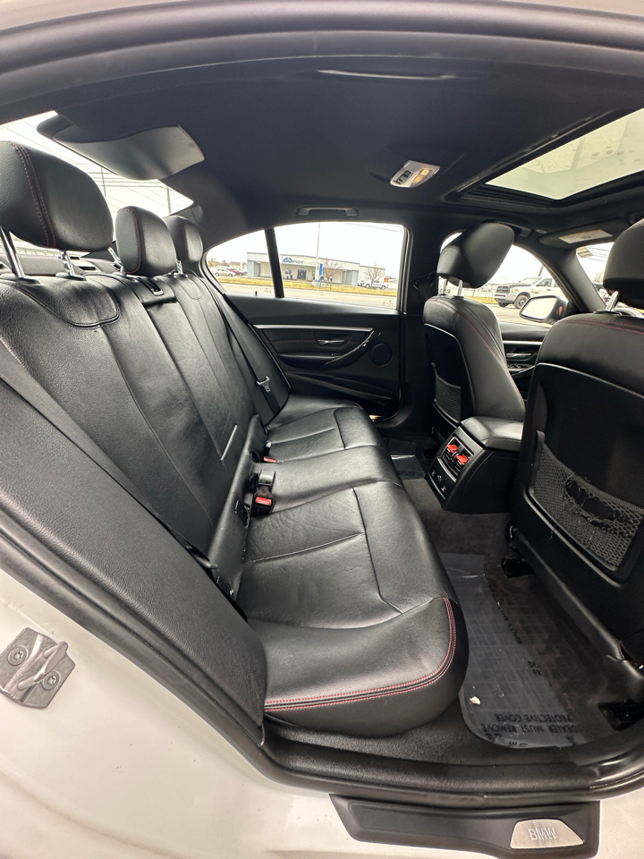 BMW 3 Series 4dr Sdn 328i xDrive AWD SULEV South Africa 2016