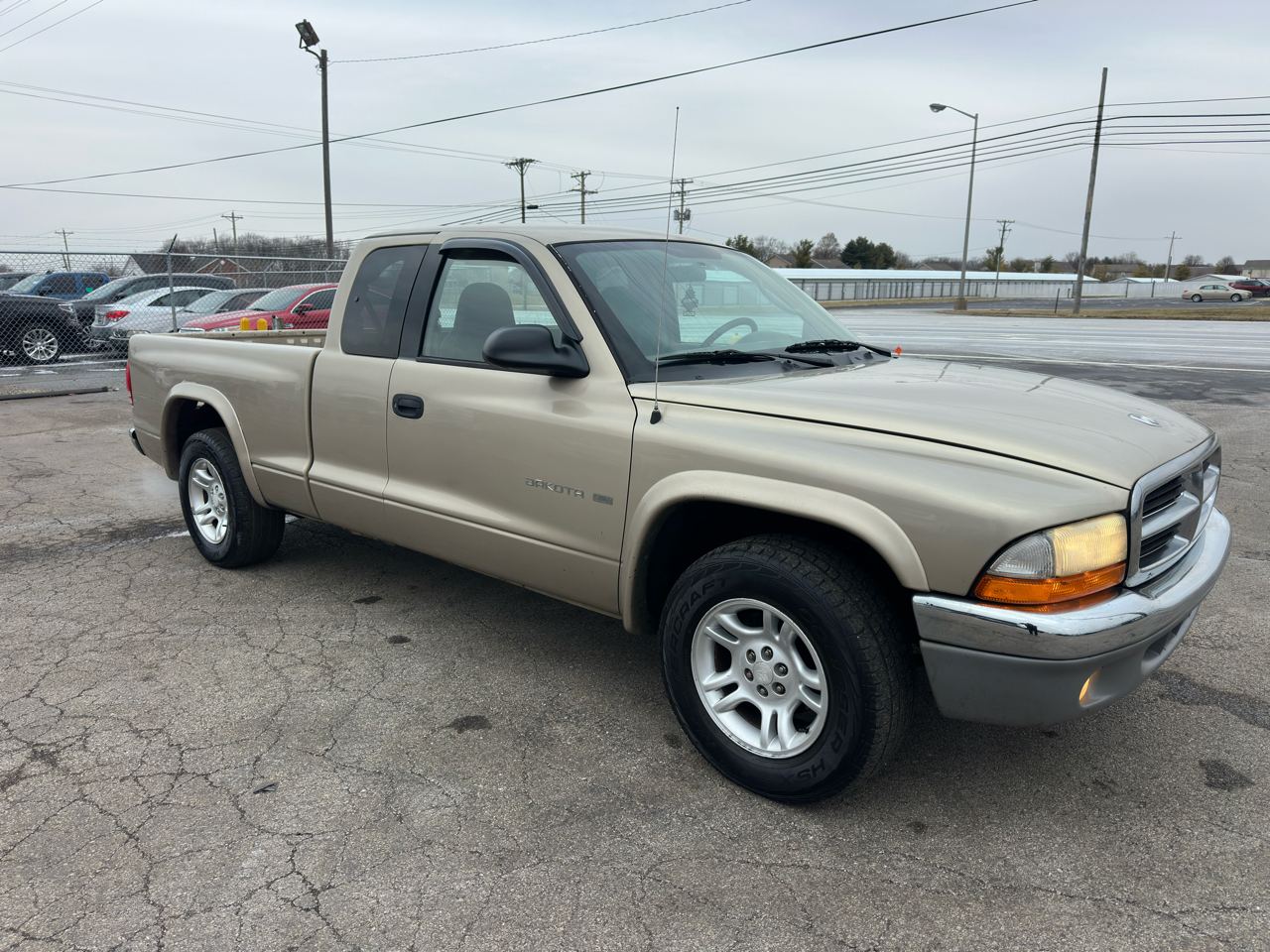 Dodge Dakota Club Cab 131" WB SLT 2002
