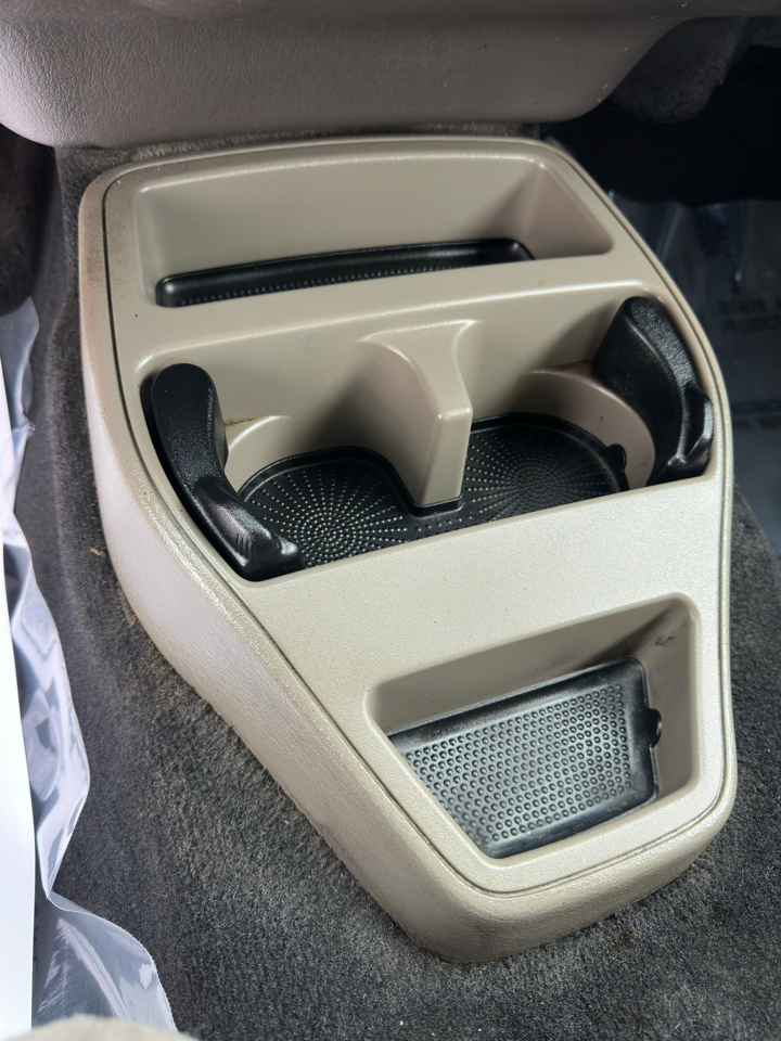 Dodge Dakota Club Cab 131" WB SLT 2002