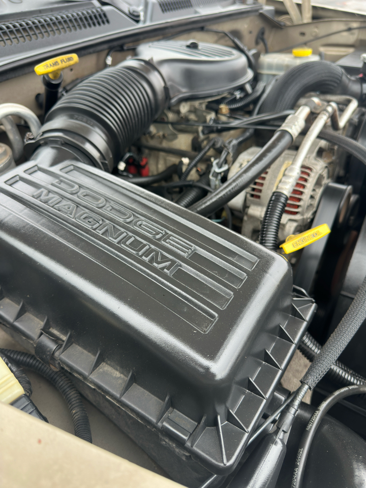 Dodge Dakota Club Cab 131" WB SLT 2002