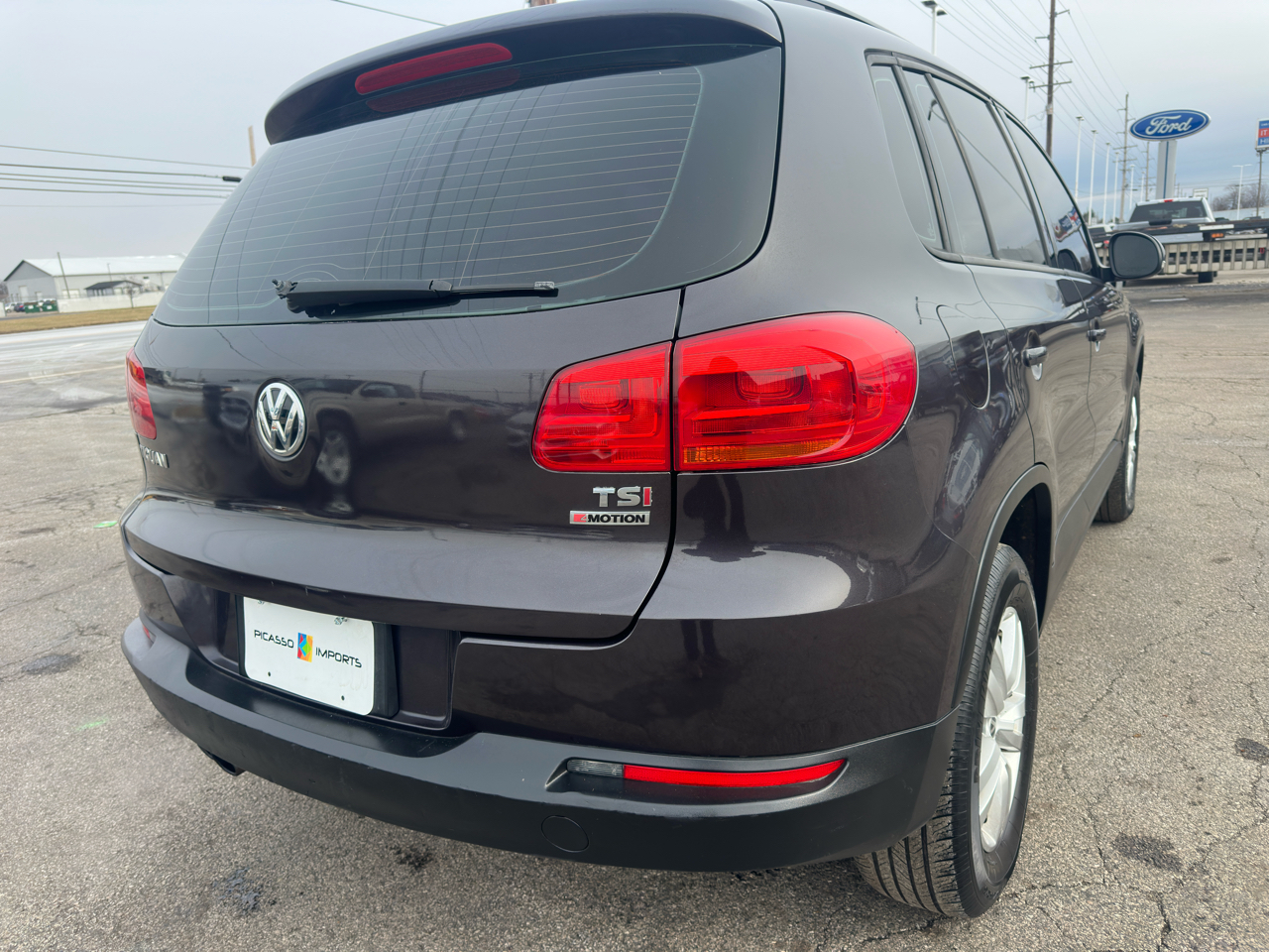 Volkswagen Tiguan 4MOTION 4dr Auto R-Line 2016