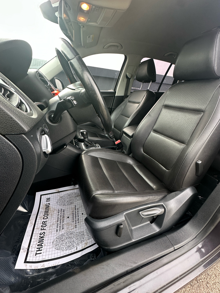 Volkswagen Tiguan 4MOTION 4dr Auto R-Line 2016