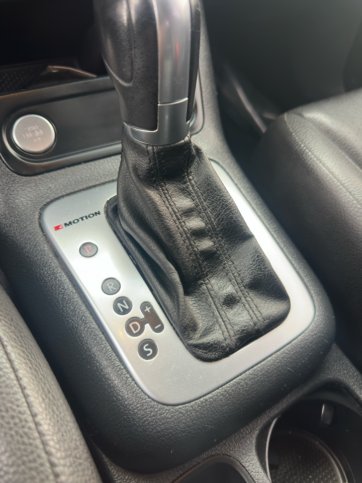 Volkswagen Tiguan 4MOTION 4dr Auto R-Line 2016