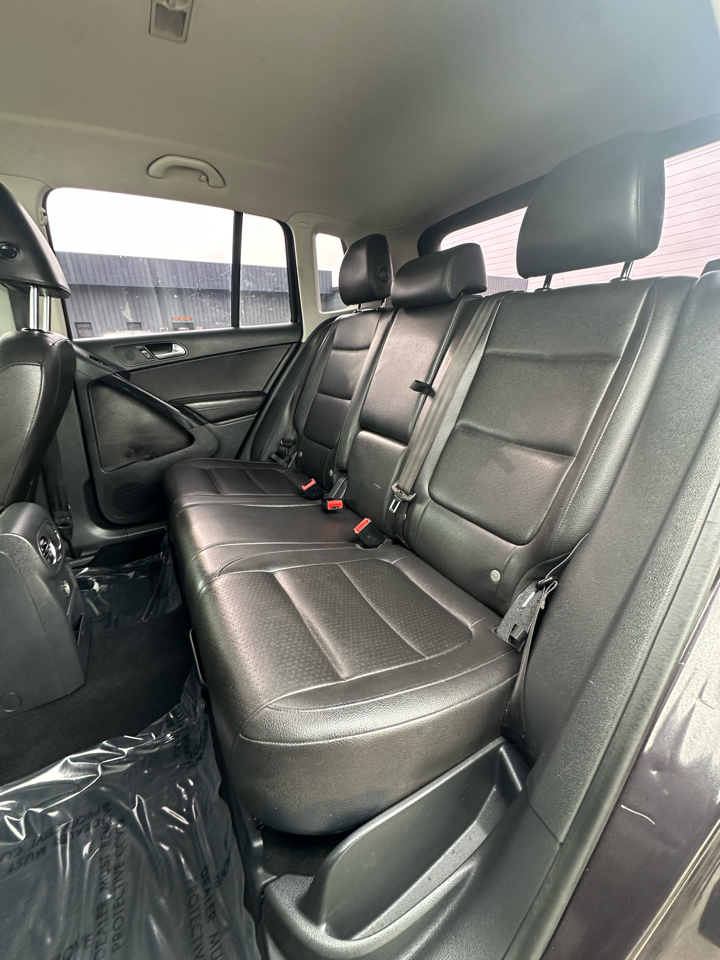 Volkswagen Tiguan 4MOTION 4dr Auto R-Line 2016