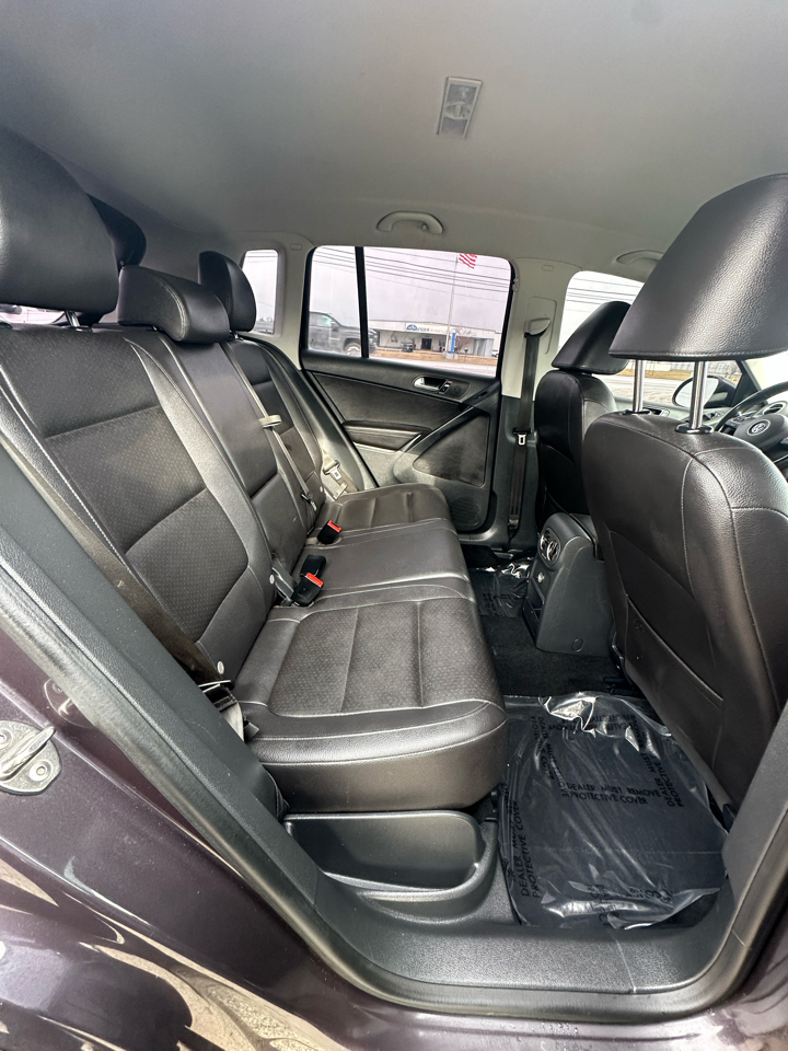 Volkswagen Tiguan 4MOTION 4dr Auto R-Line 2016