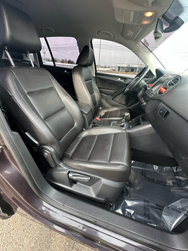 Volkswagen Tiguan 4MOTION 4dr Auto R-Line 2016