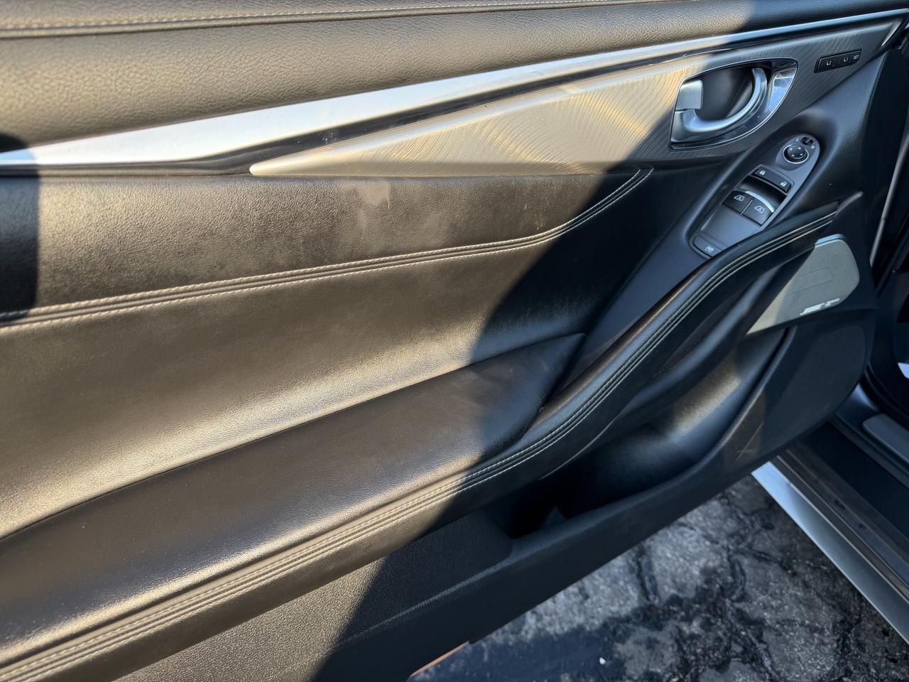 Infiniti Q60 3.0t LUXE AWD 2018