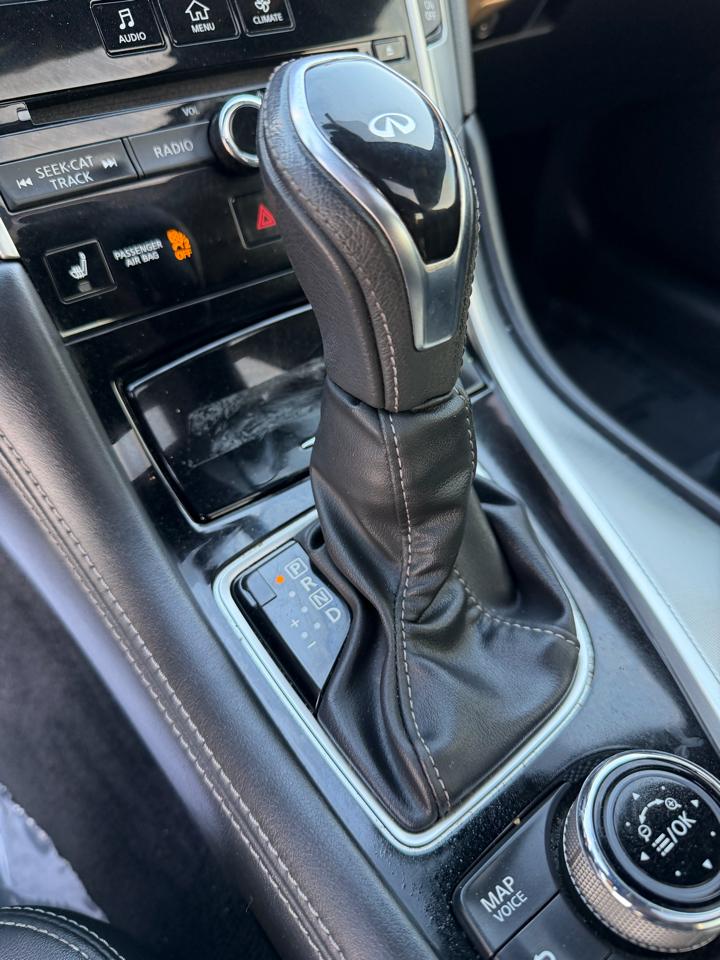 Infiniti Q60 3.0t LUXE AWD 2018