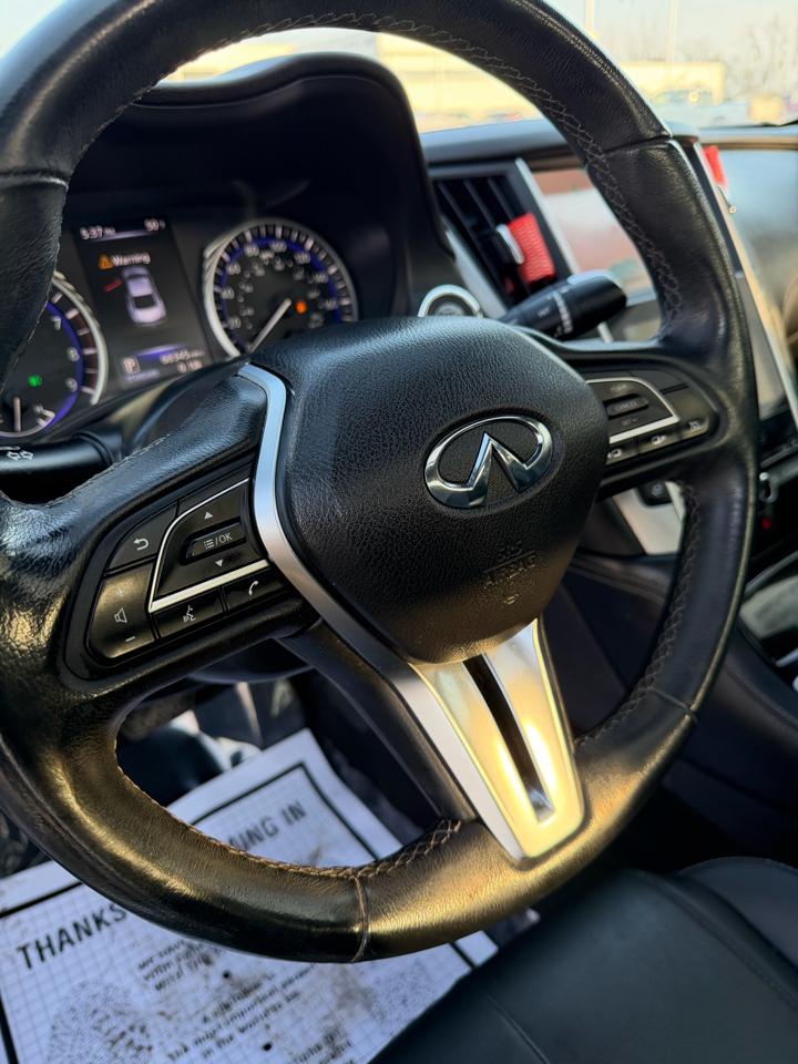 Infiniti Q60 3.0t LUXE AWD 2018