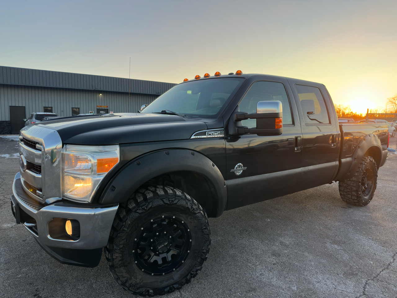Ford Super Duty F-250 SRW 4WD Crew Cab 156" Lariat 2011