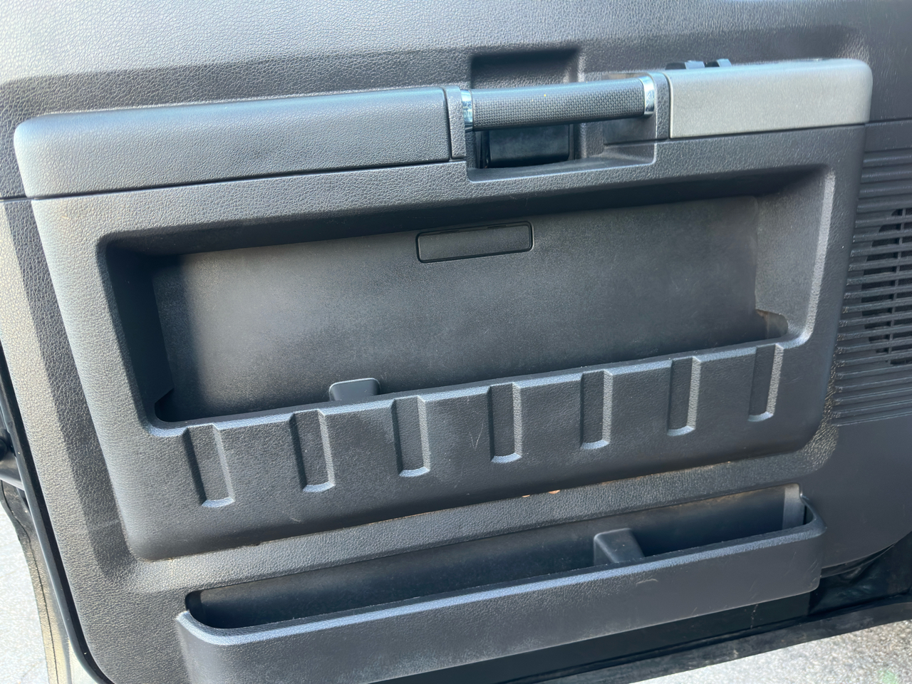 Ford Super Duty F-250 SRW 4WD Crew Cab 156" Lariat 2011