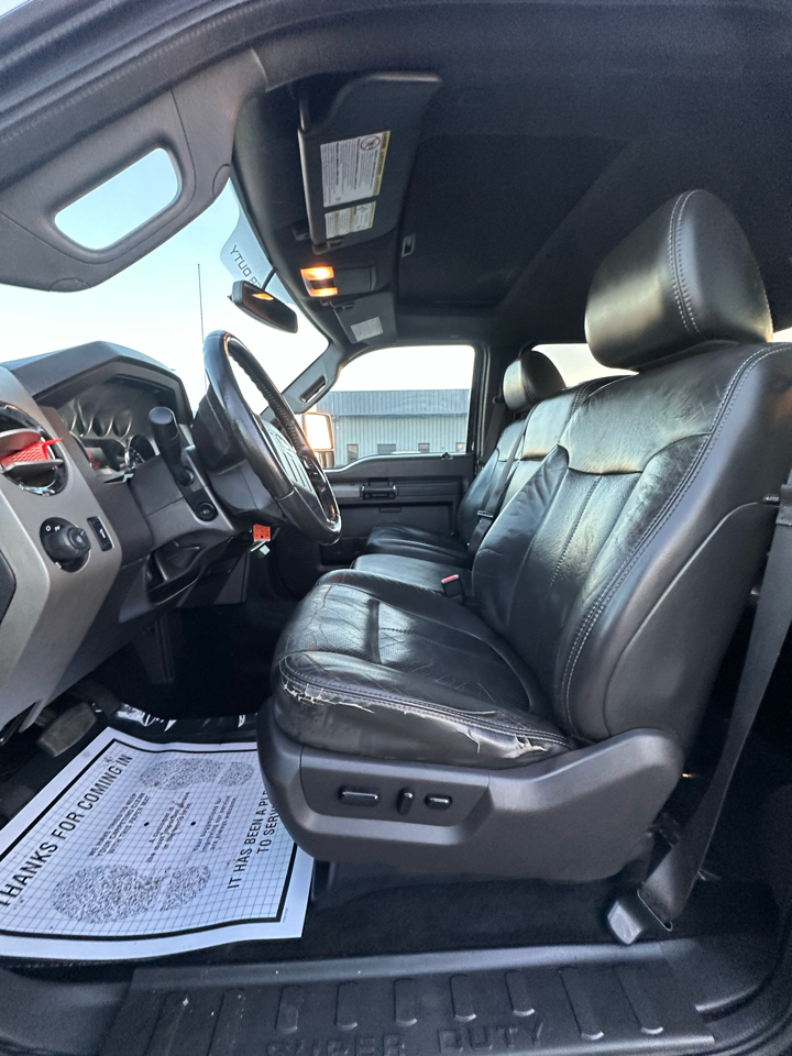 Ford Super Duty F-250 SRW 4WD Crew Cab 156" Lariat 2011