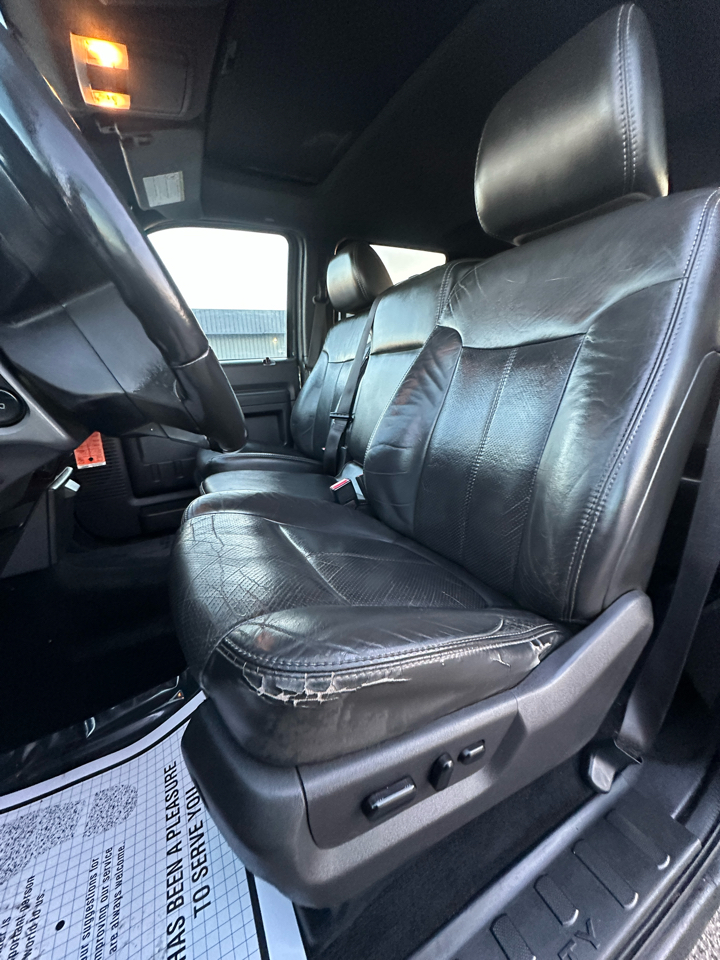 Ford Super Duty F-250 SRW 4WD Crew Cab 156" Lariat 2011