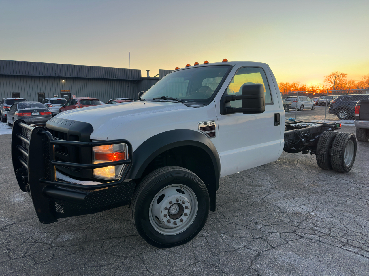 Ford Super Duty F-550 DRW 4WD Reg Cab 141" WB 60" CA XL 2008