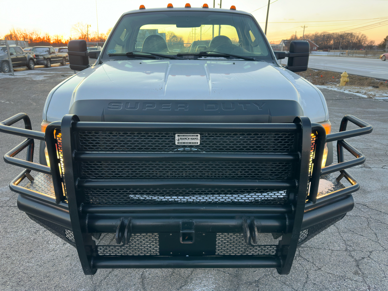 Ford Super Duty F-550 DRW 4WD Reg Cab 141" WB 60" CA XL 2008