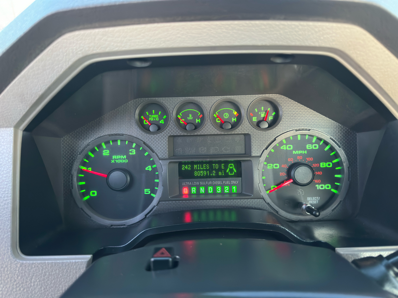 Ford Super Duty F-550 DRW 4WD Reg Cab 141" WB 60" CA XL 2008