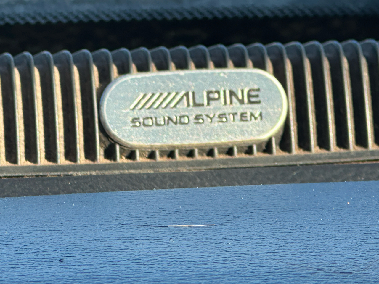 RAM 1500 4WD Crew Cab 140.5" Sport 2011