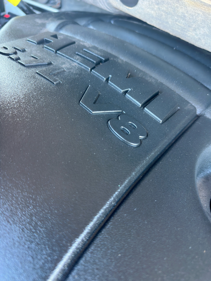 RAM 1500 4WD Crew Cab 140.5" Sport 2011