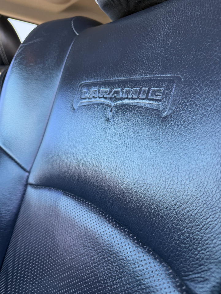 RAM 2500 4WD Crew Cab 149" Laramie 2014