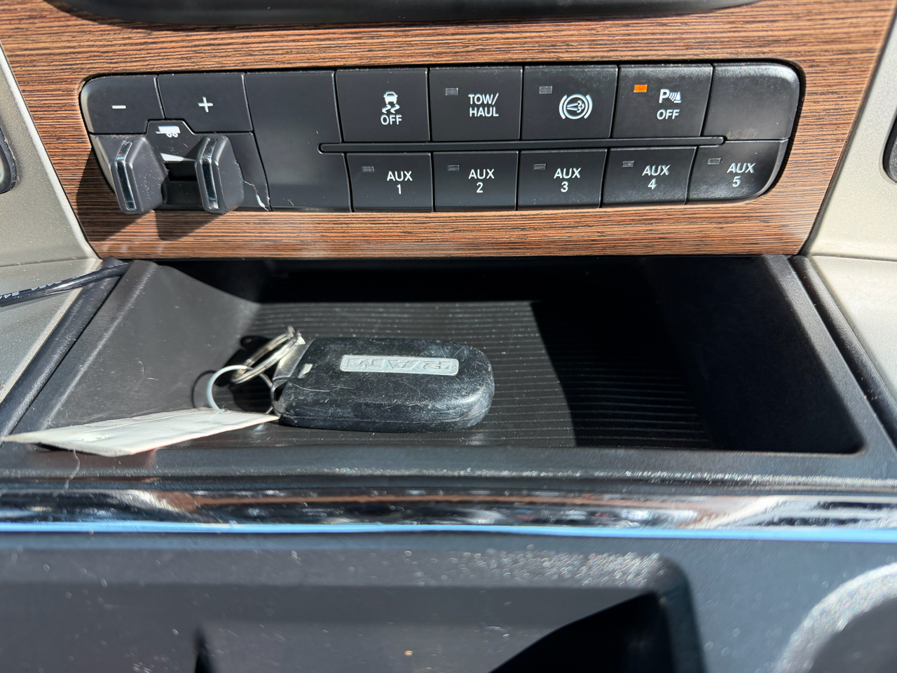 RAM 2500 4WD Crew Cab 149" Laramie 2014