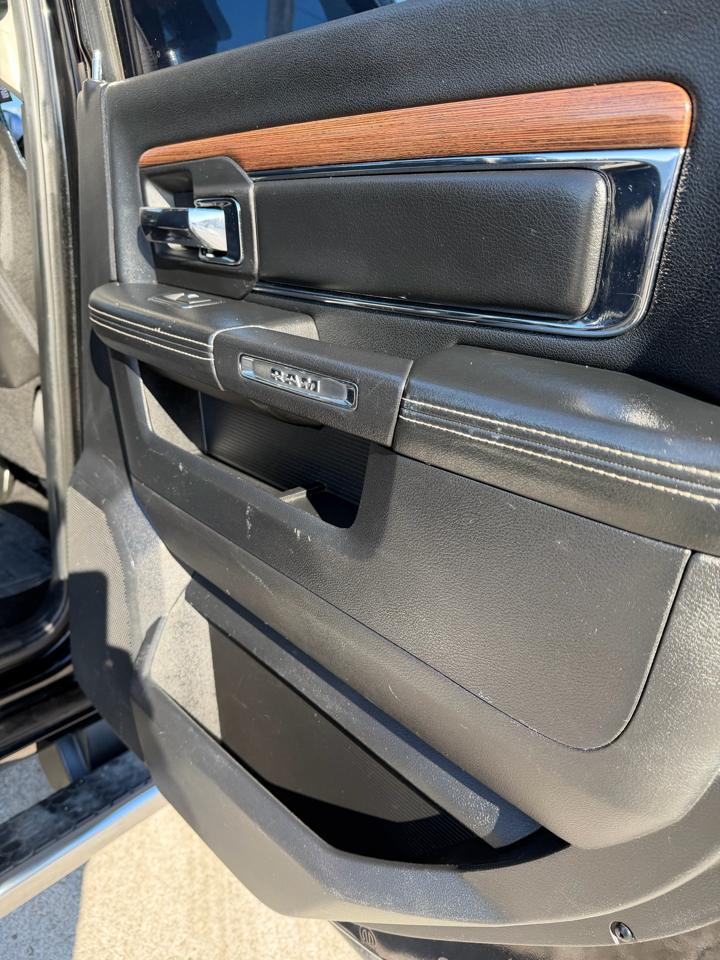 RAM 2500 4WD Crew Cab 149" Laramie 2014