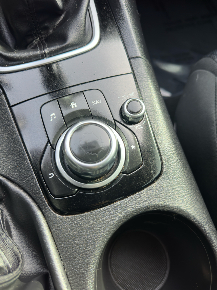 Mazda MAZDA3 4dr Sdn Man i Sport 2015