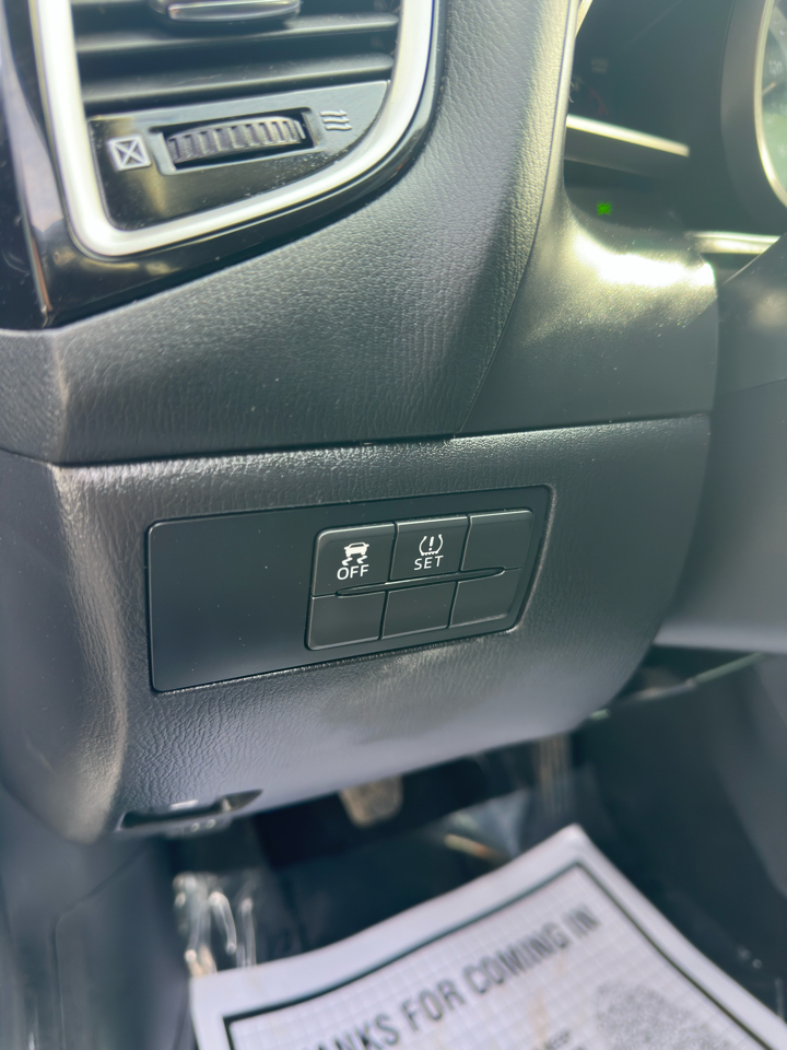 Mazda MAZDA3 4dr Sdn Man i Sport 2015