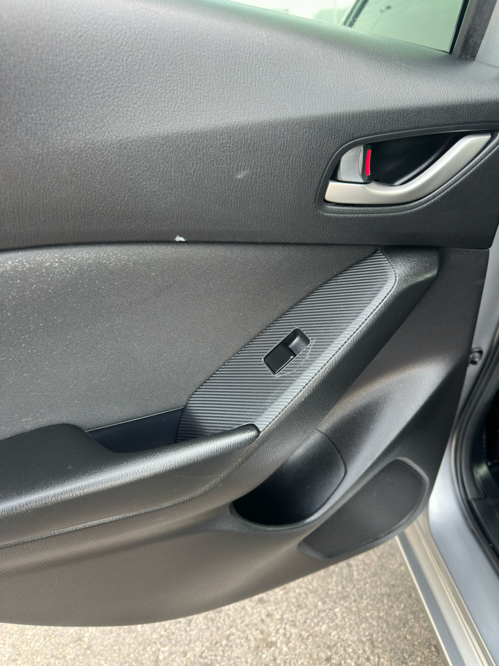 Mazda MAZDA3 4dr Sdn Man i Sport 2015