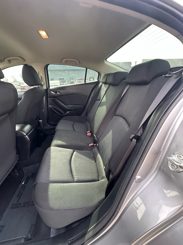 Mazda MAZDA3 4dr Sdn Man i Sport 2015