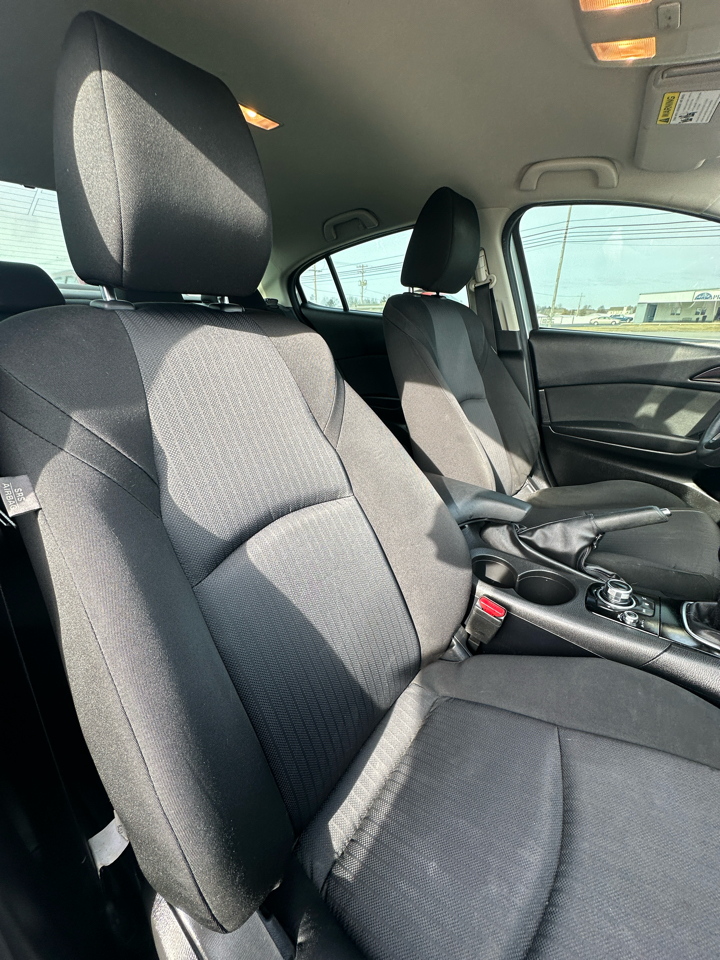 Mazda MAZDA3 4dr Sdn Man i Sport 2015
