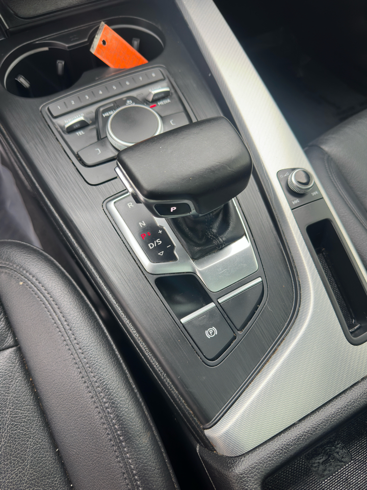 Audi A4 2.0 TFSI Auto Premium quattro AWD 2017