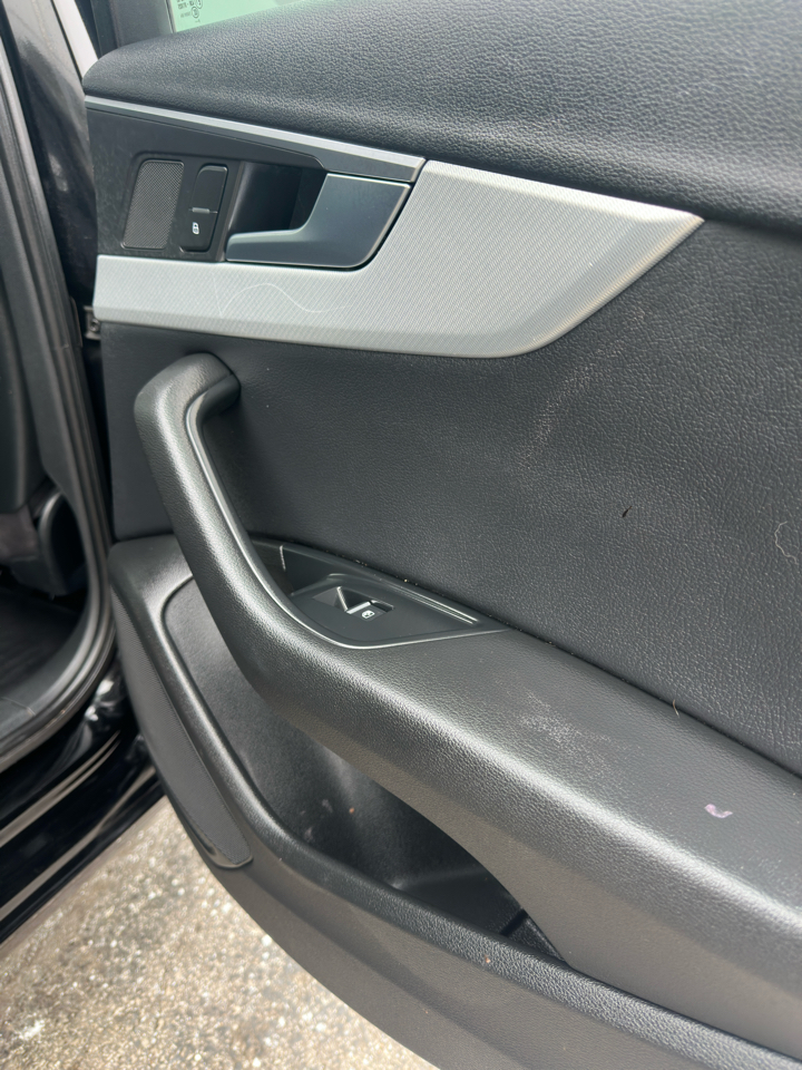 Audi A4 2.0 TFSI Auto Premium quattro AWD 2017