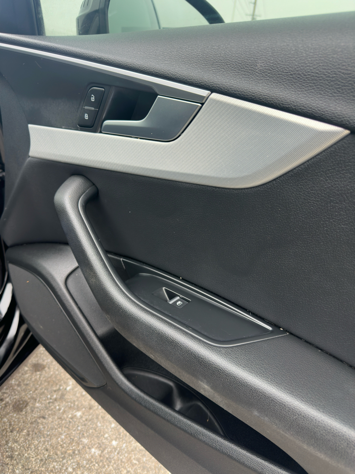 Audi A4 2.0 TFSI Auto Premium quattro AWD 2017